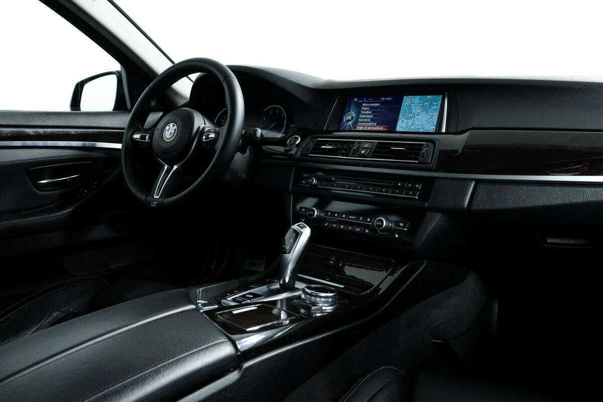 Б/У БМВ 5 серии 2014 года. Фото: #8