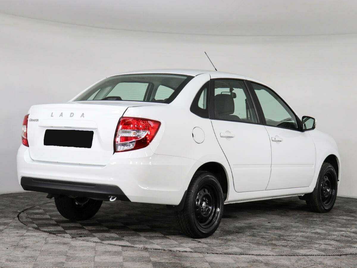 Б/У Лада (ВАЗ) Гранта 2023 года. Фото: #2