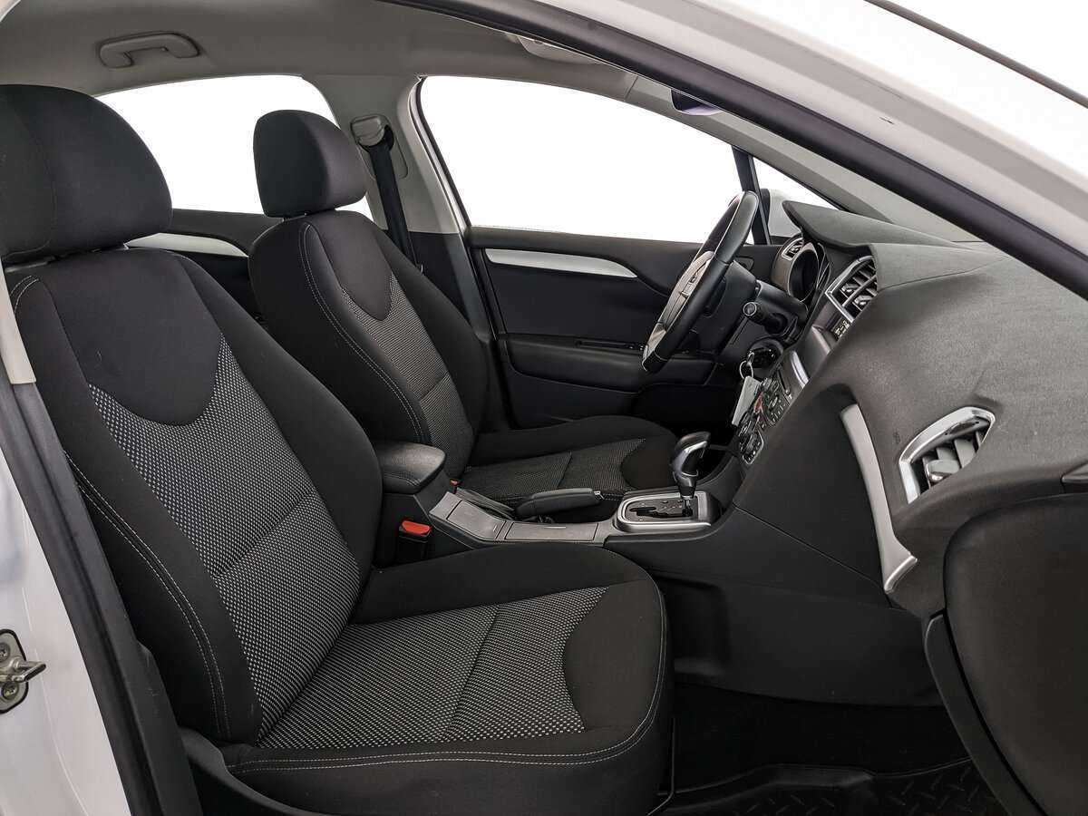 Б/У Ситроен Ц4 2016 года. Фото: #21