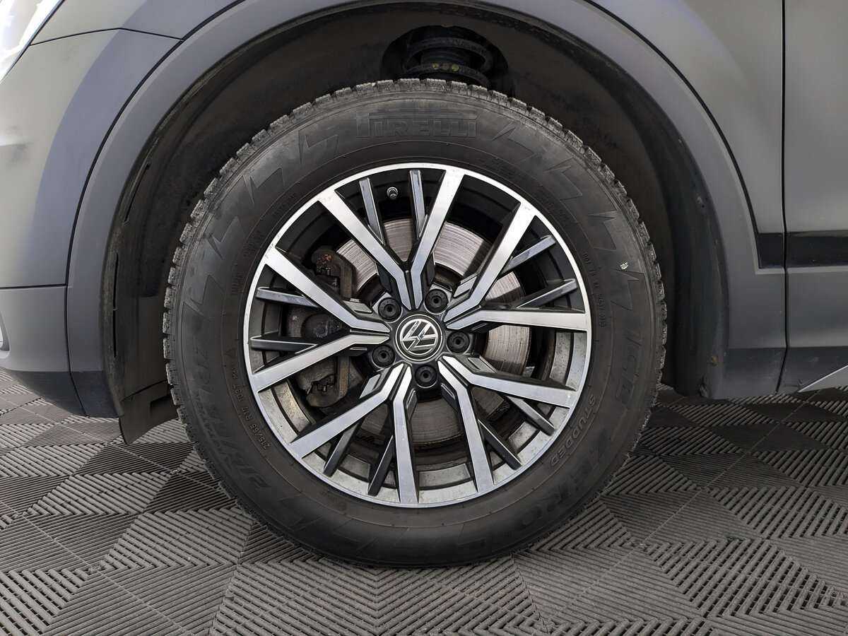 Б/У Фольксваген Тигуан 2019 года. Фото: #10