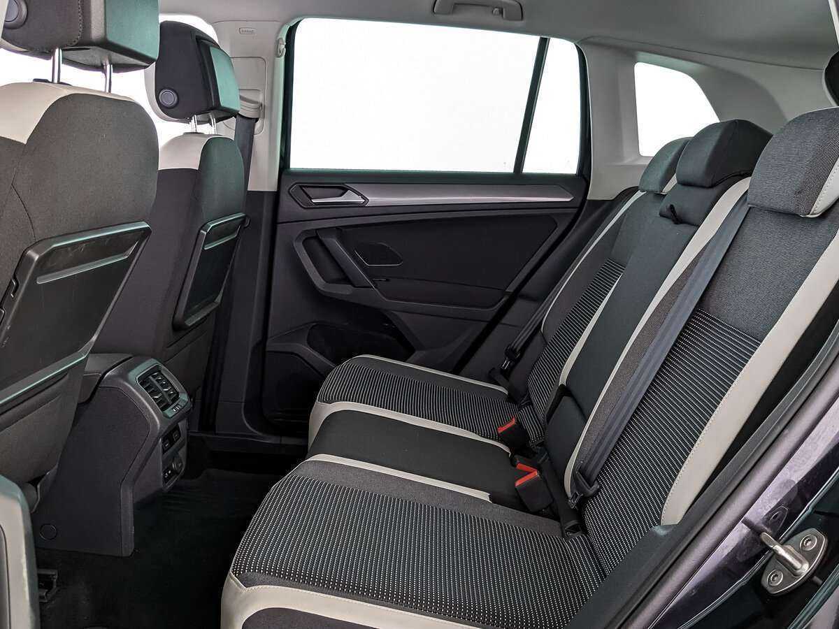 Б/У Фольксваген Тигуан 2019 года. Фото: #16