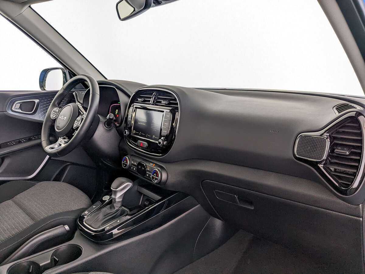 Б/У Киа Соул 2023 года. Фото: #8