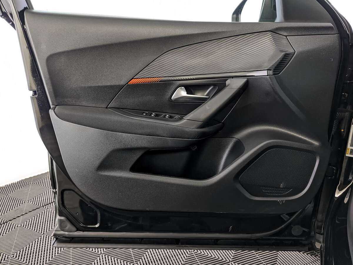 Б/У Пежо 2008 2021 года. Фото: #14