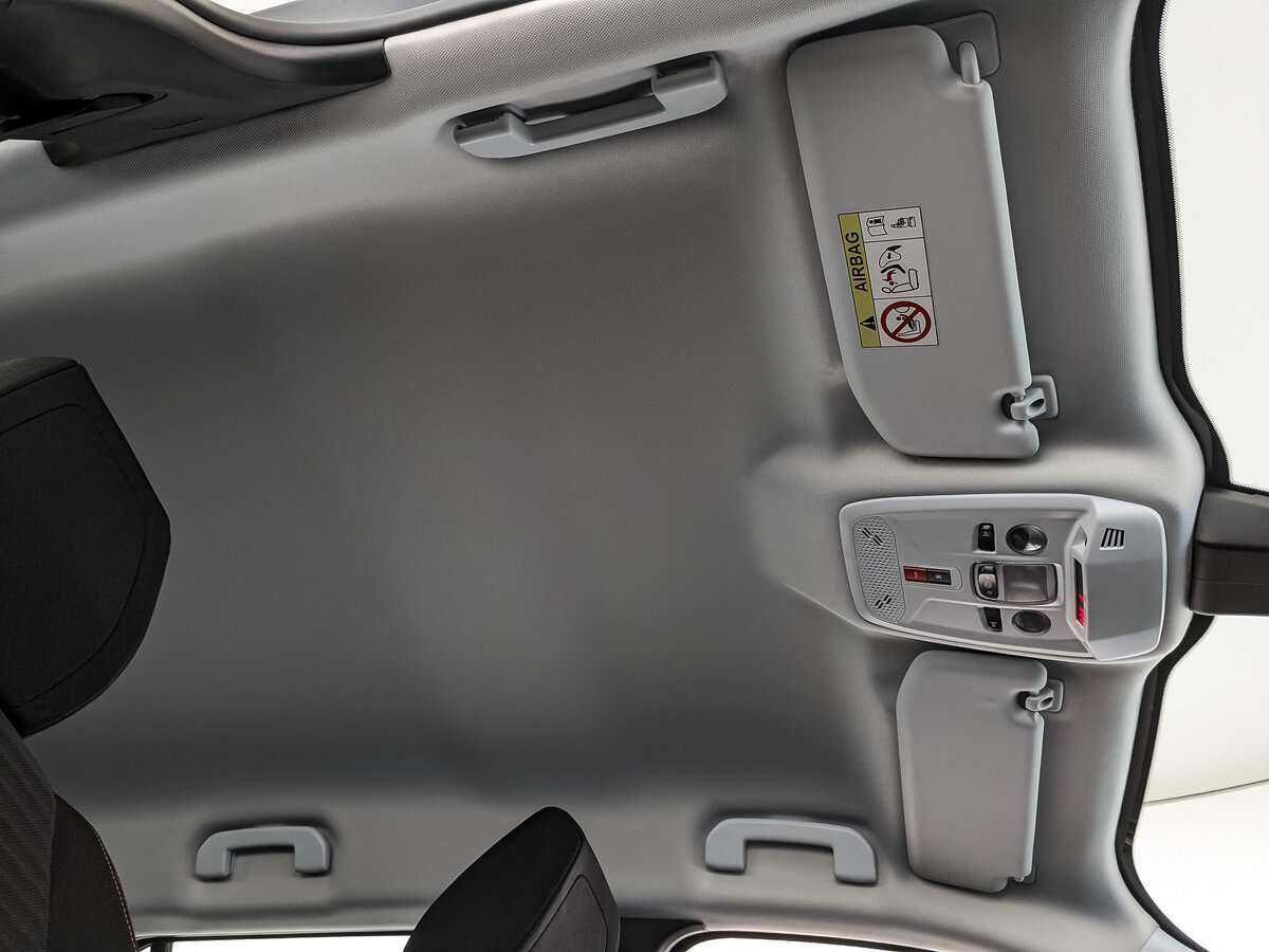 Б/У Пежо 2008 2021 года. Фото: #18