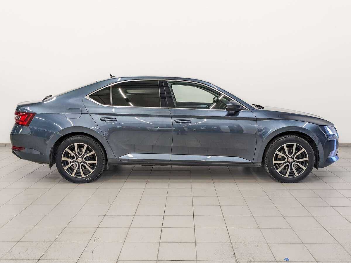 Б/У Шкода Суперб 2017 года. Фото: #3