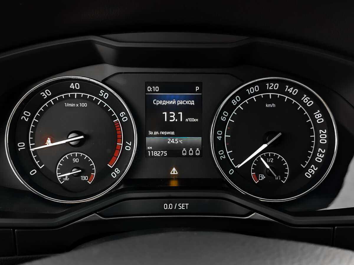 Б/У Шкода Суперб 2017 года. Фото: #11