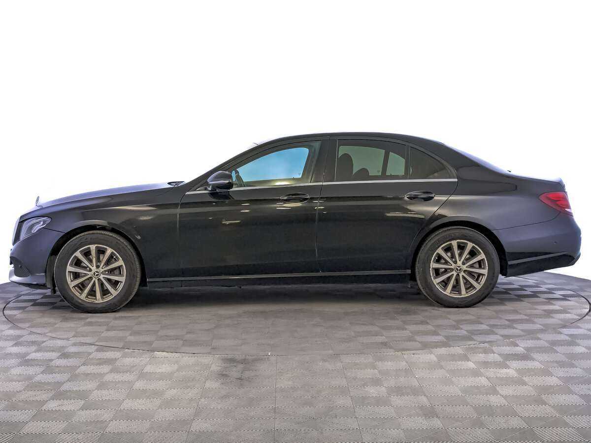 Б/У Мерседес-Бенц Е-Класс 2018 года. Фото: #7
