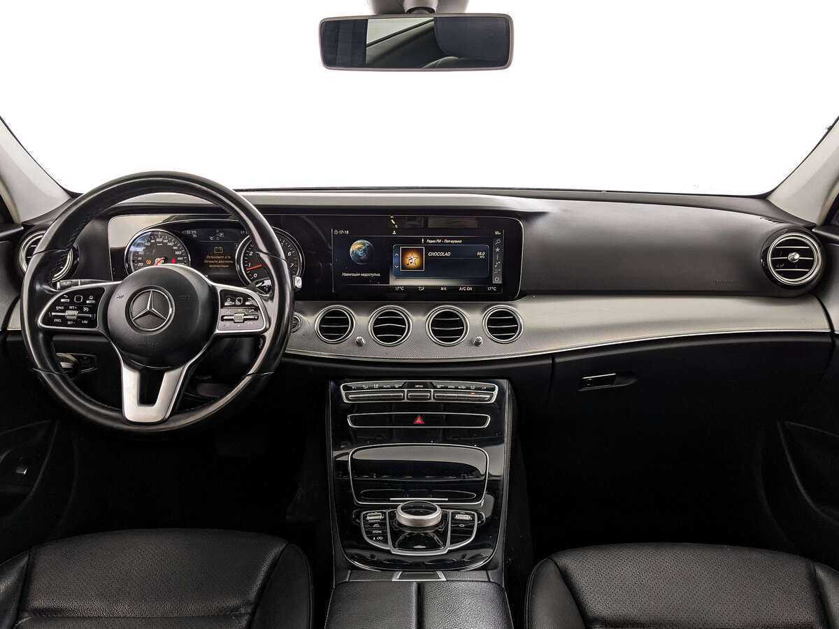 Б/У Мерседес-Бенц Е-Класс 2018 года. Фото: #9