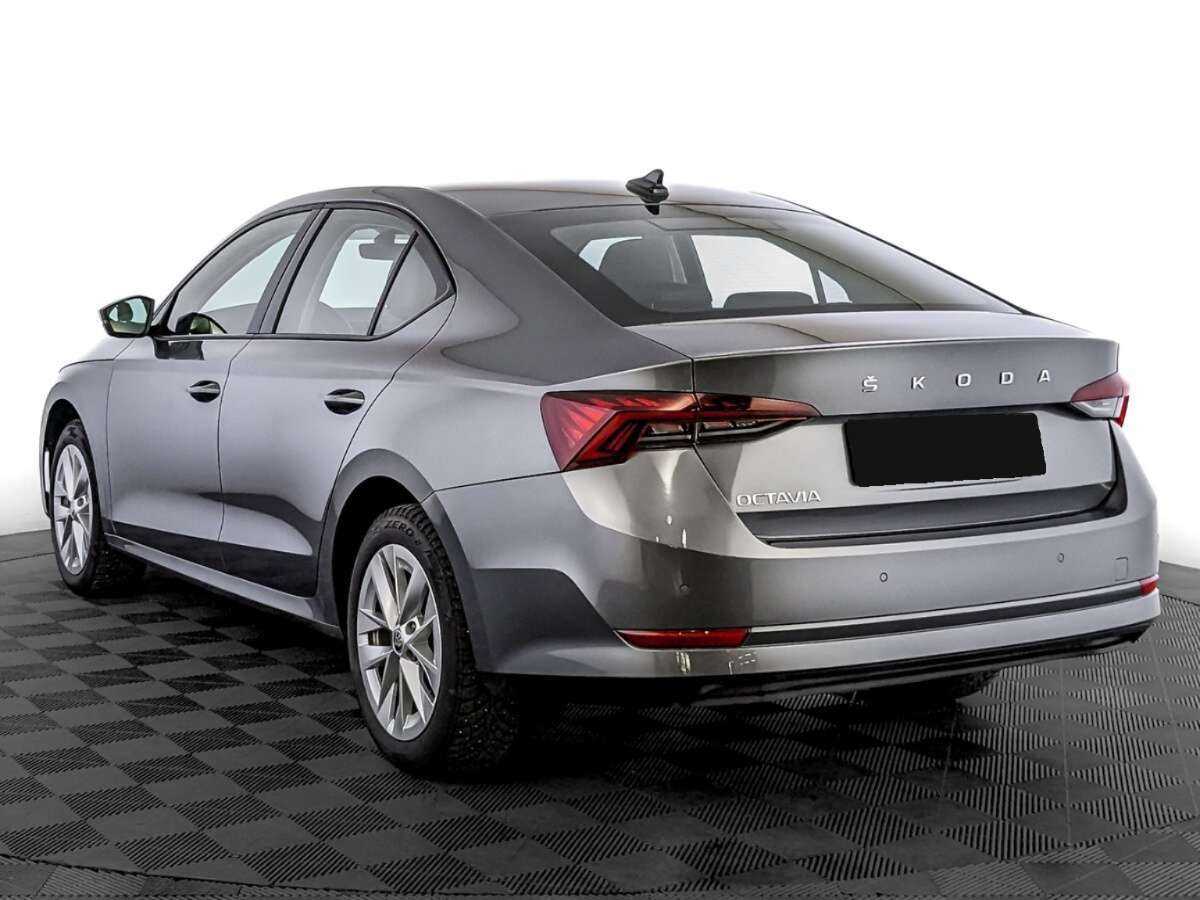 Б/У Шкода Октавия 2021 года. Фото: #5