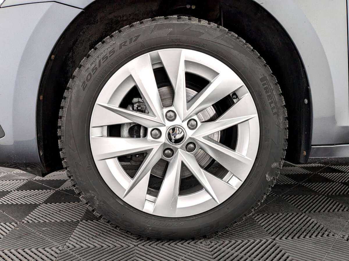 Б/У Шкода Октавия 2021 года. Фото: #16