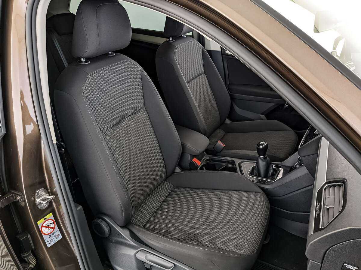 Б/У Фольксваген Тигуан 2020 года. Фото: #21