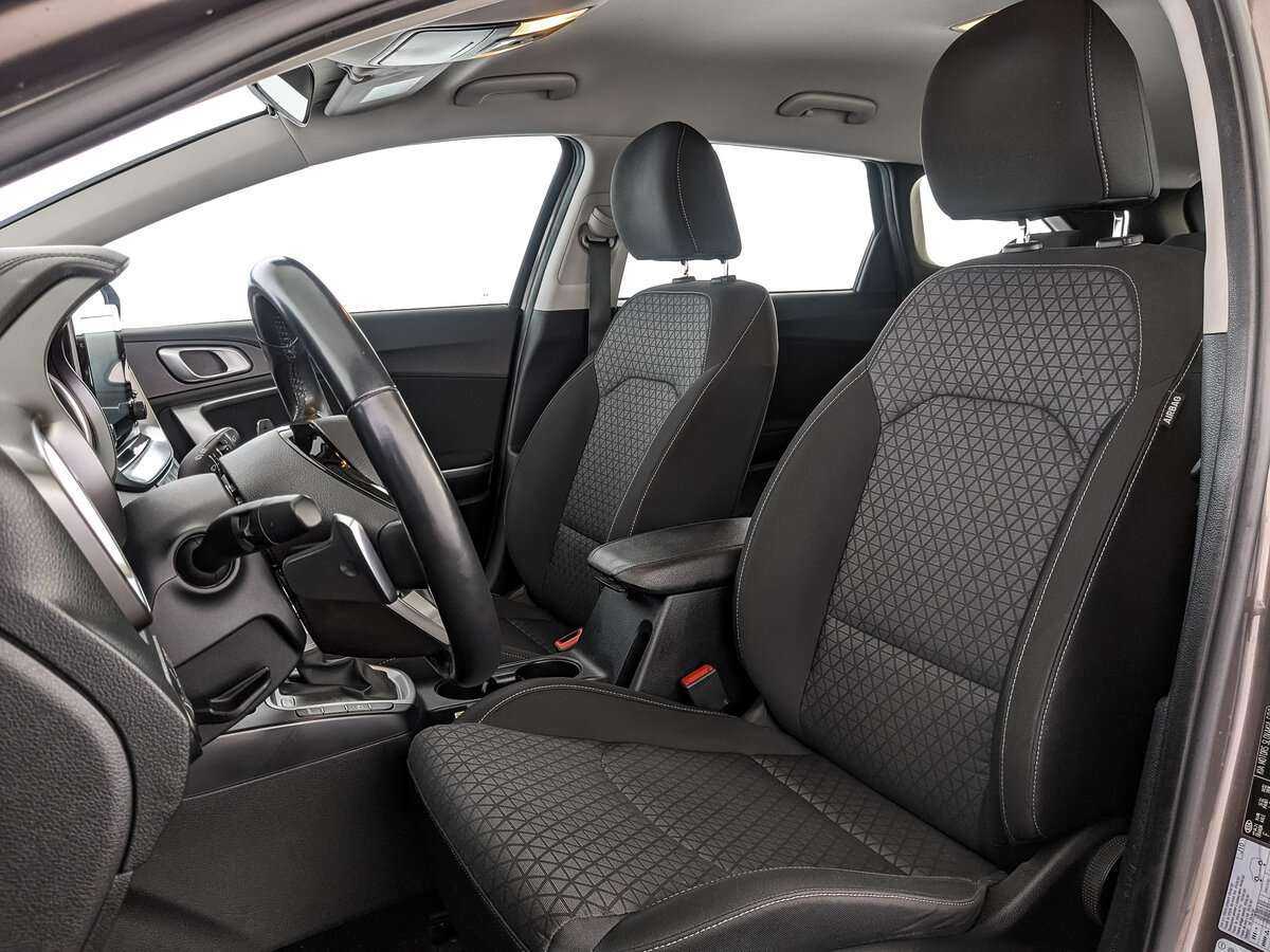 Б/У Киа Сид 2021 года. Фото: #15