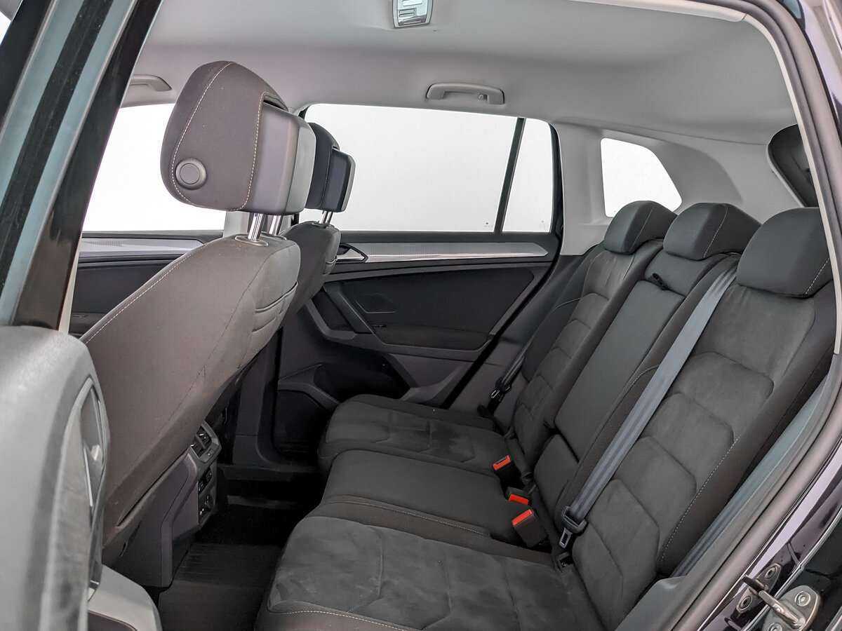 Б/У Фольксваген Тигуан 2021 года. Фото: #9