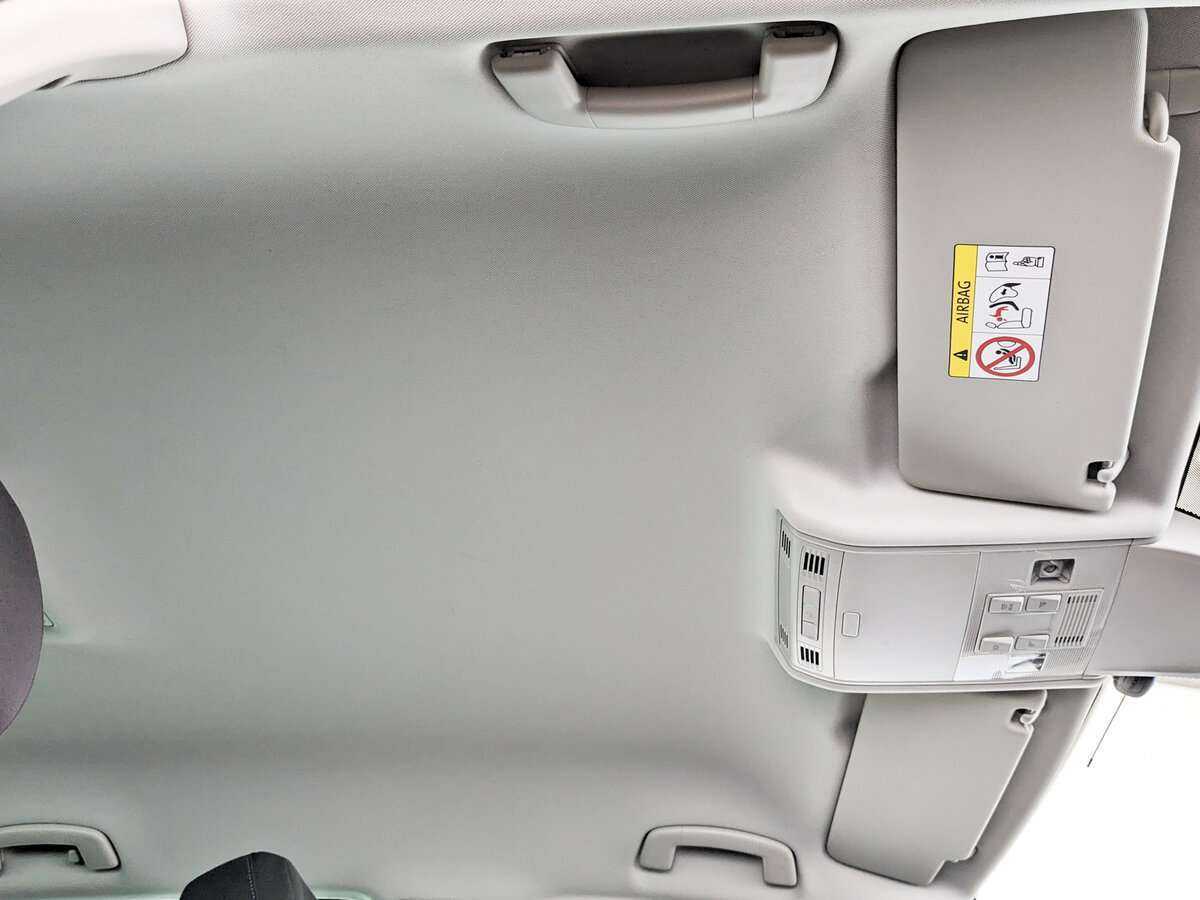 Б/У Фольксваген Тигуан 2021 года. Фото: #17