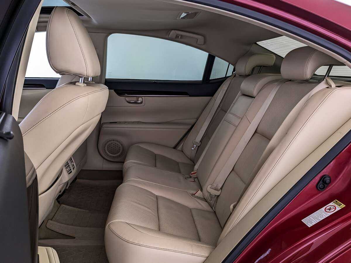 Б/У Лексус ЕС 2013 года. Фото: #12