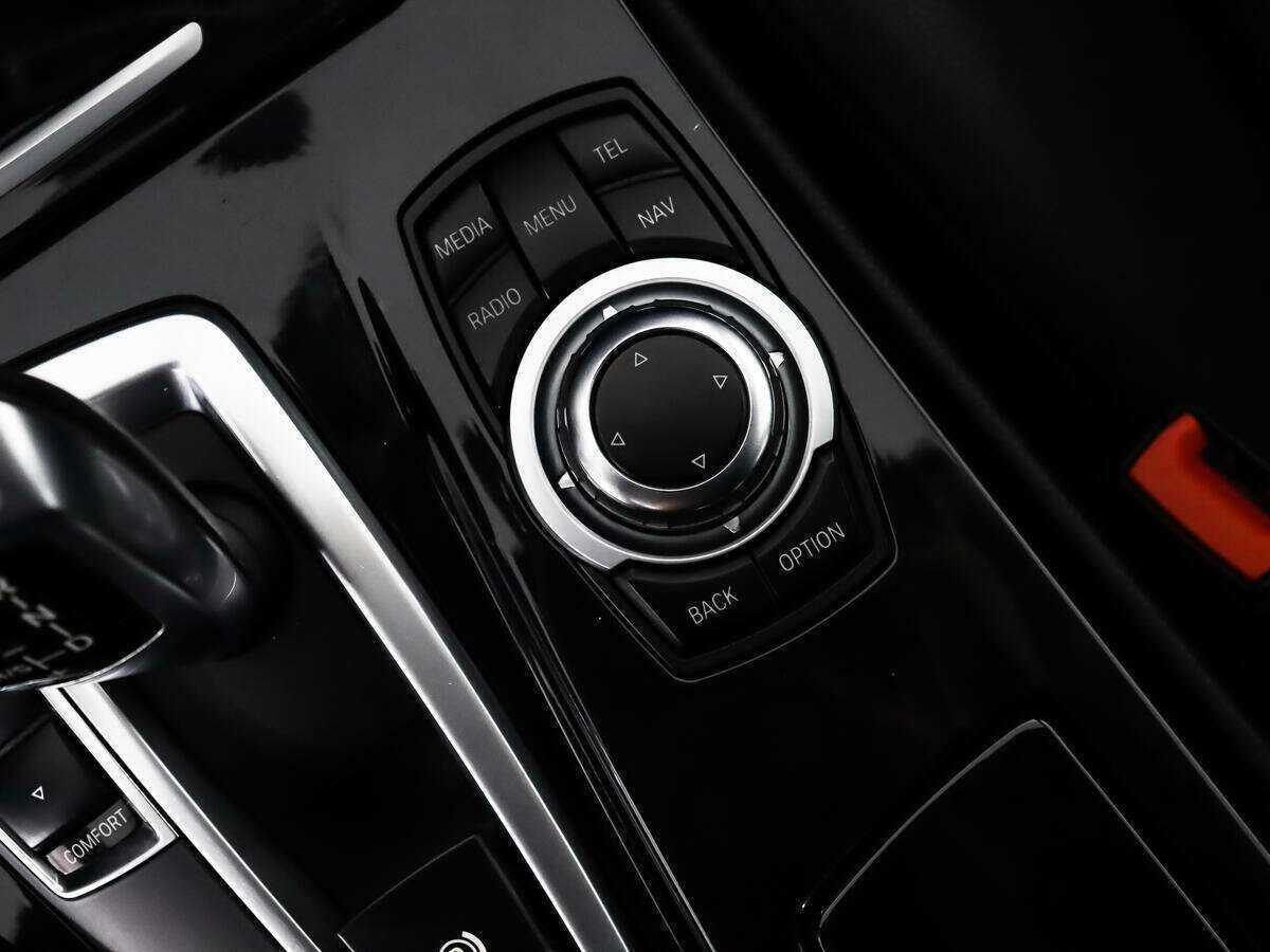 Б/У БМВ 5 серии 2015 года. Фото: #9