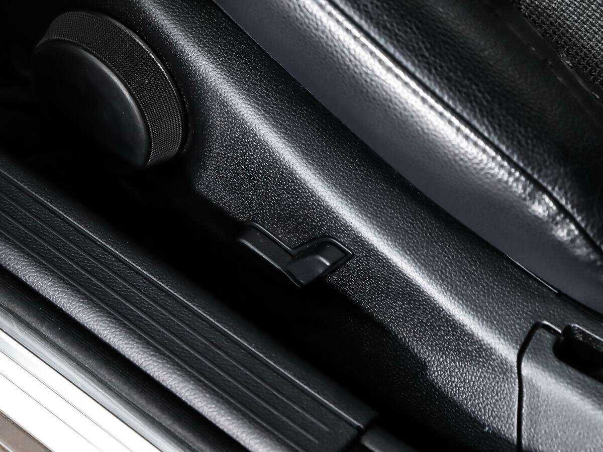 Б/У Мерседес-Бенц Ц-Класс 2013 года. Фото: #7