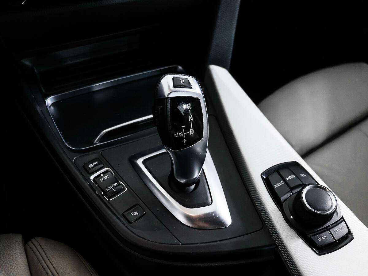 Б/У БМВ 3 серии 2015 года. Фото: #10