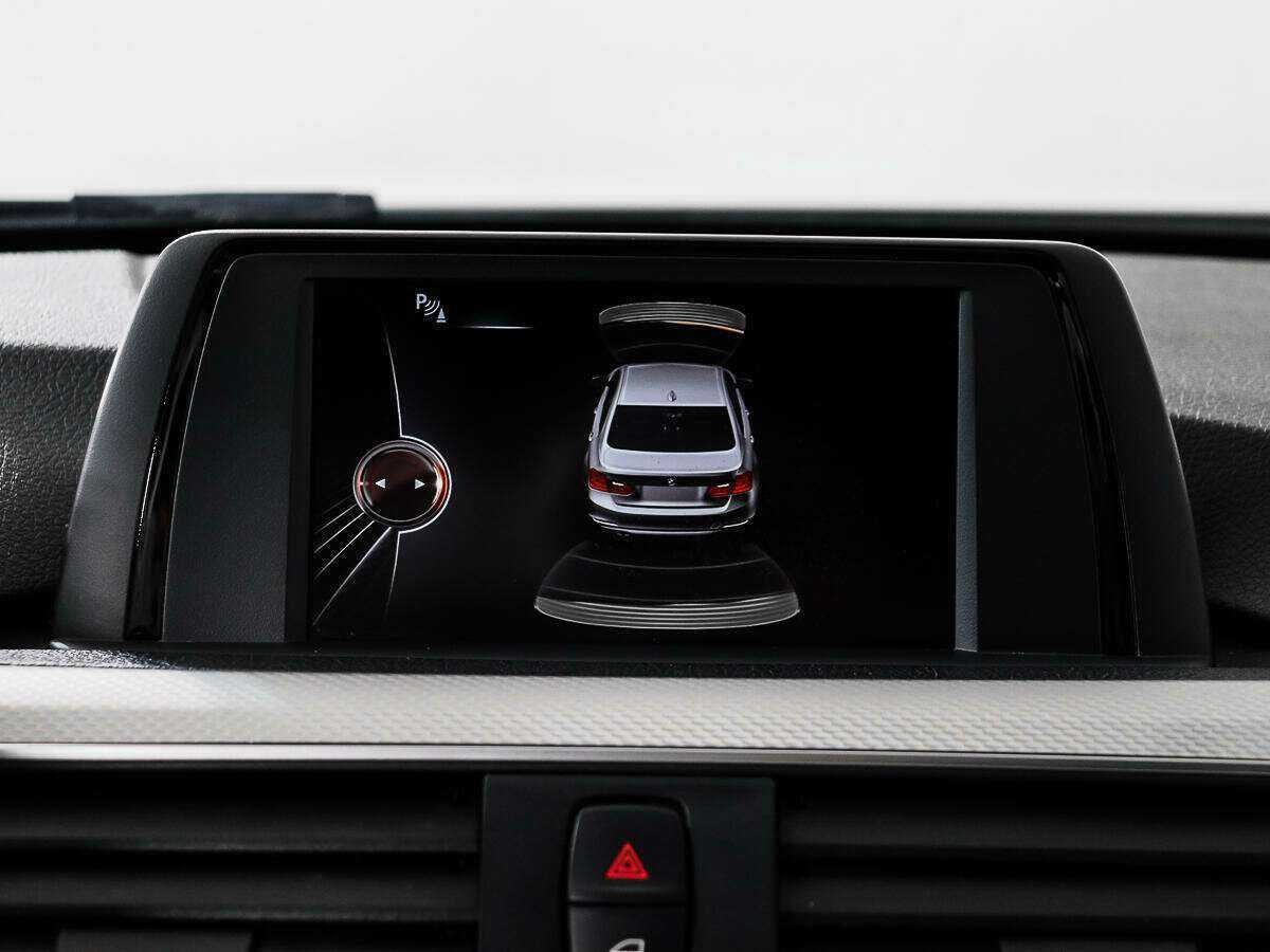 Б/У БМВ 3 серии 2015 года. Фото: #13