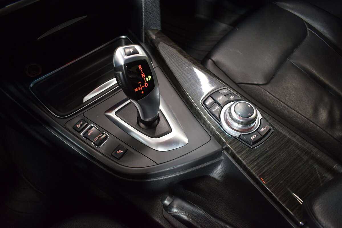 Б/У БМВ 3 серии 2012 года. Фото: #20