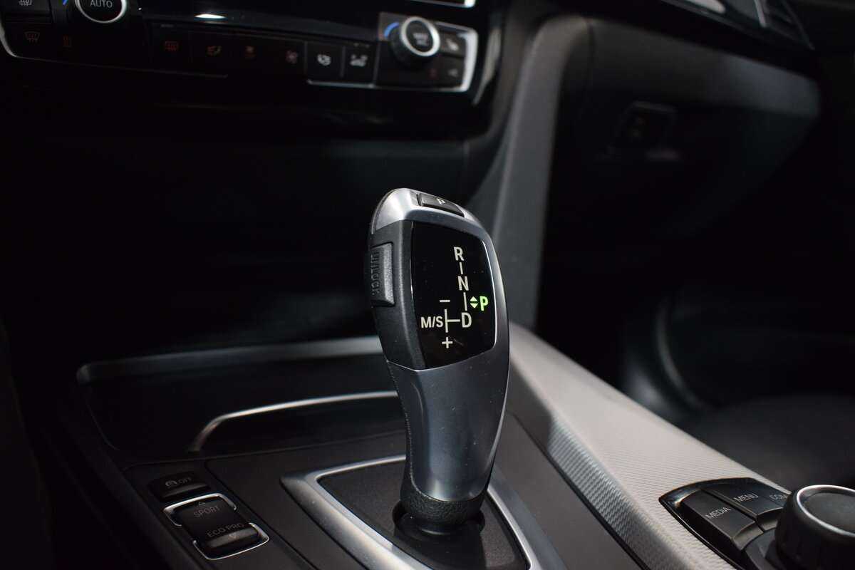 Б/У БМВ 3 серии 2018 года. Фото: #20