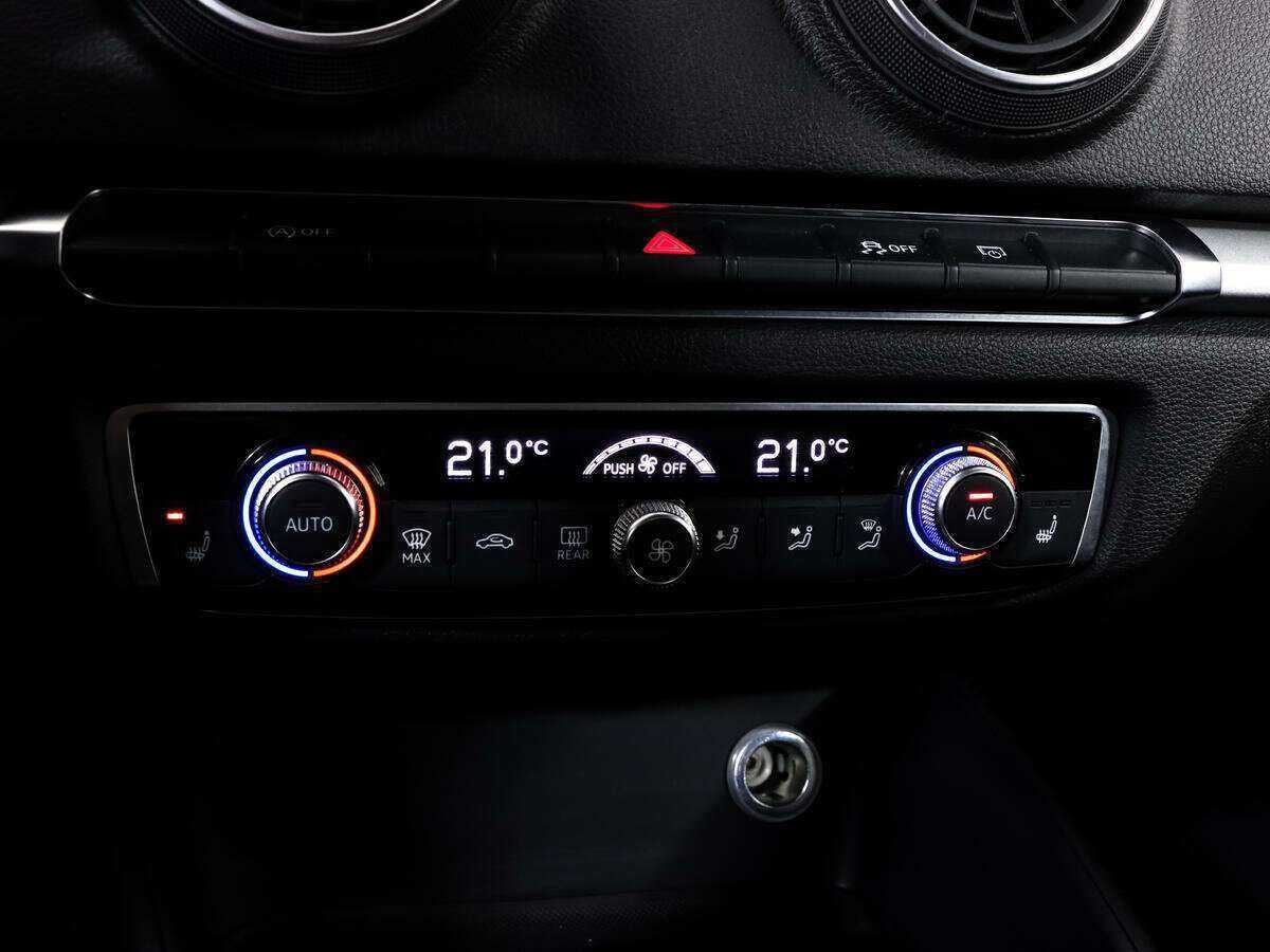 Б/У Ауди А3 2019 года. Фото: #14