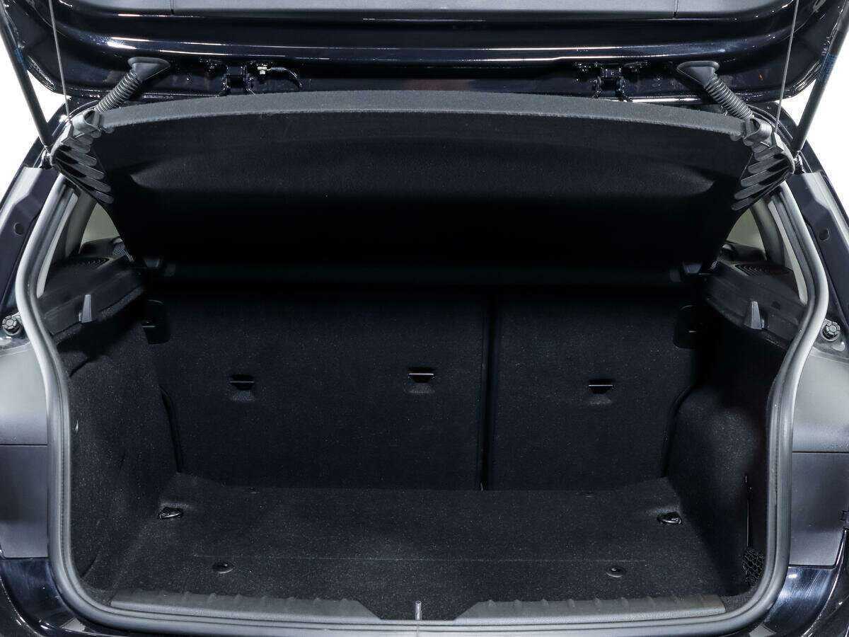 Б/У БМВ 1 серии 2016 года. Фото: #16