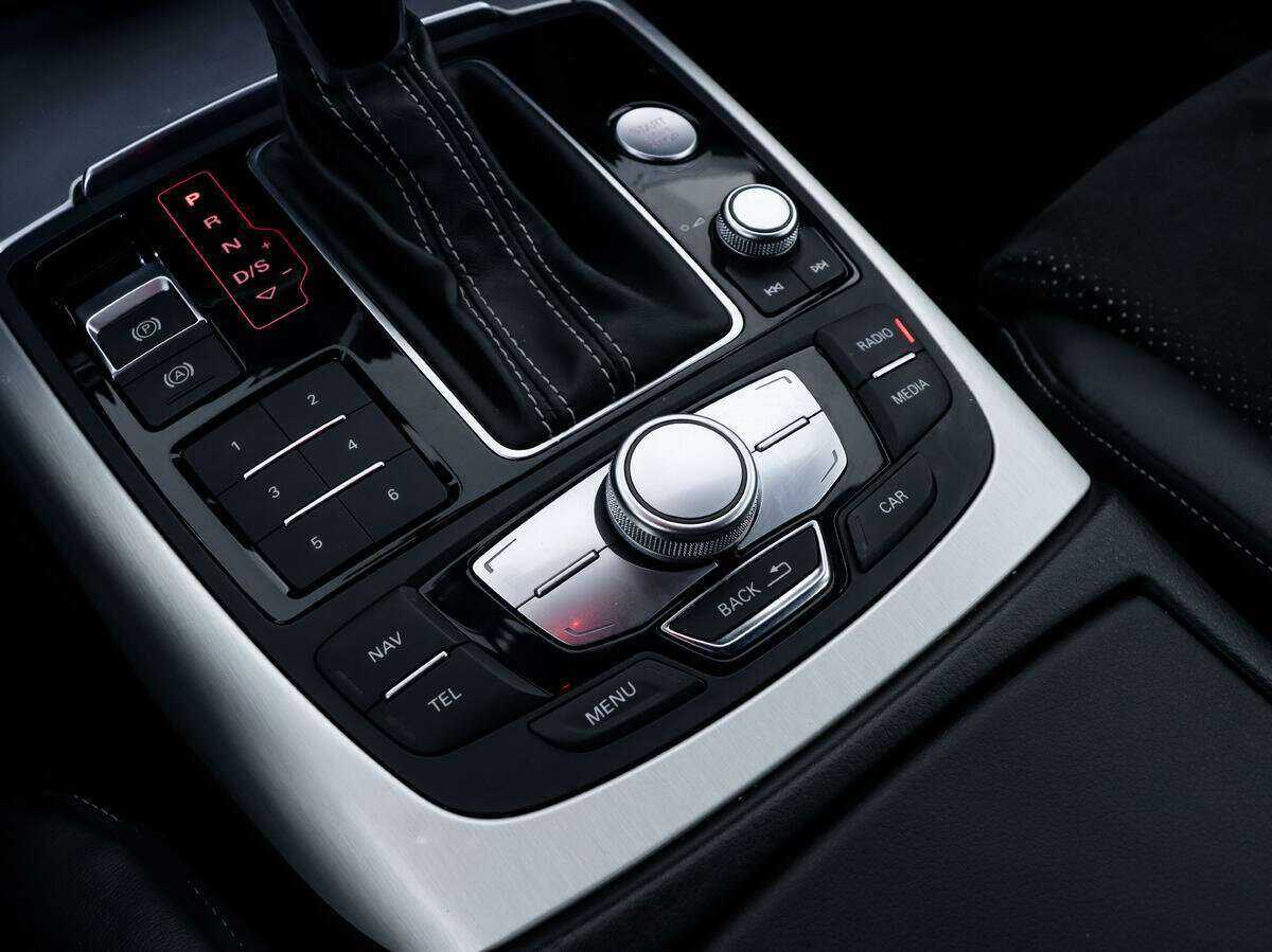 Б/У Ауди А6 2015 года. Фото: #11