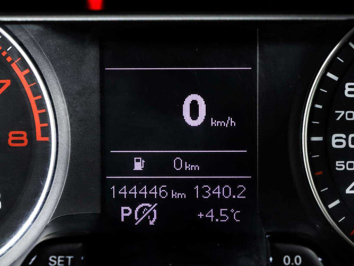 Б/У Ауди А4 2013 года. Фото: #18