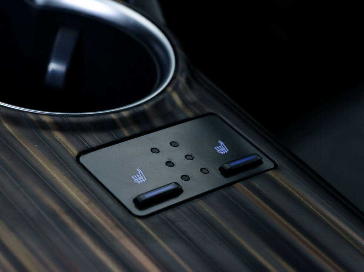 Б/У Тойота Камри 2018 года. Фото: #15