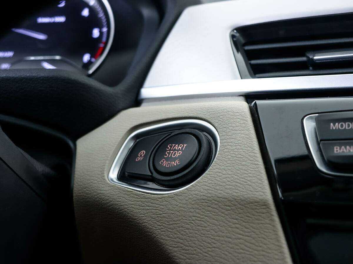 Б/У БМВ Икс1 2019 года. Фото: #11