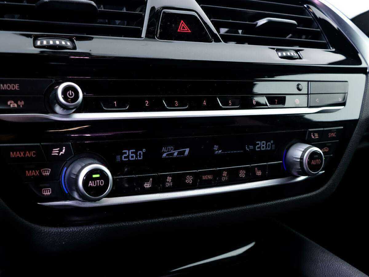 Б/У БМВ 5 серии 2017 года. Фото: #10