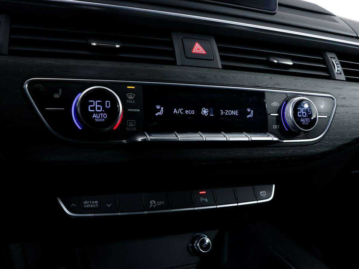 Б/У Ауди А4 2019 года. Фото: #15