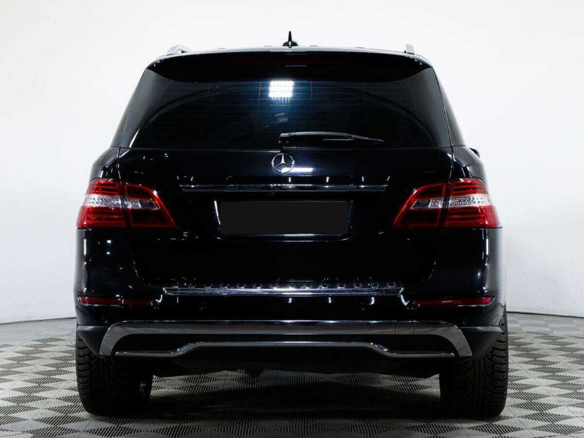 Б/У Мерседес-Бенц М-Класс 2012 года. Фото: #5