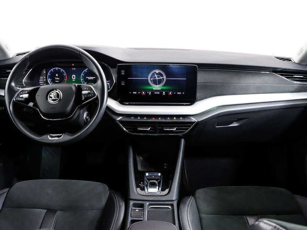 Б/У Шкода Октавия 2021 года. Фото: #7