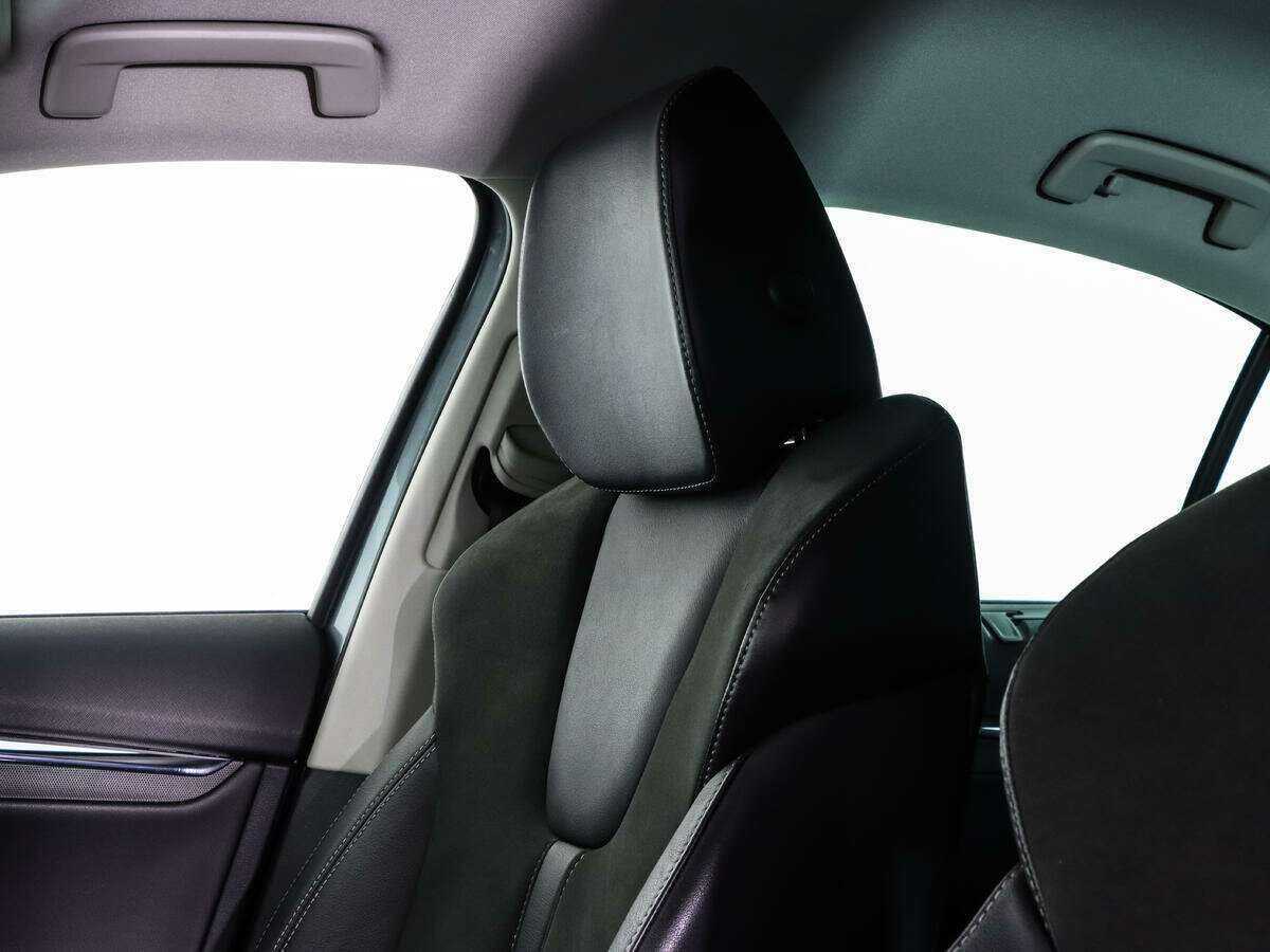 Б/У Шкода Октавия 2021 года. Фото: #13