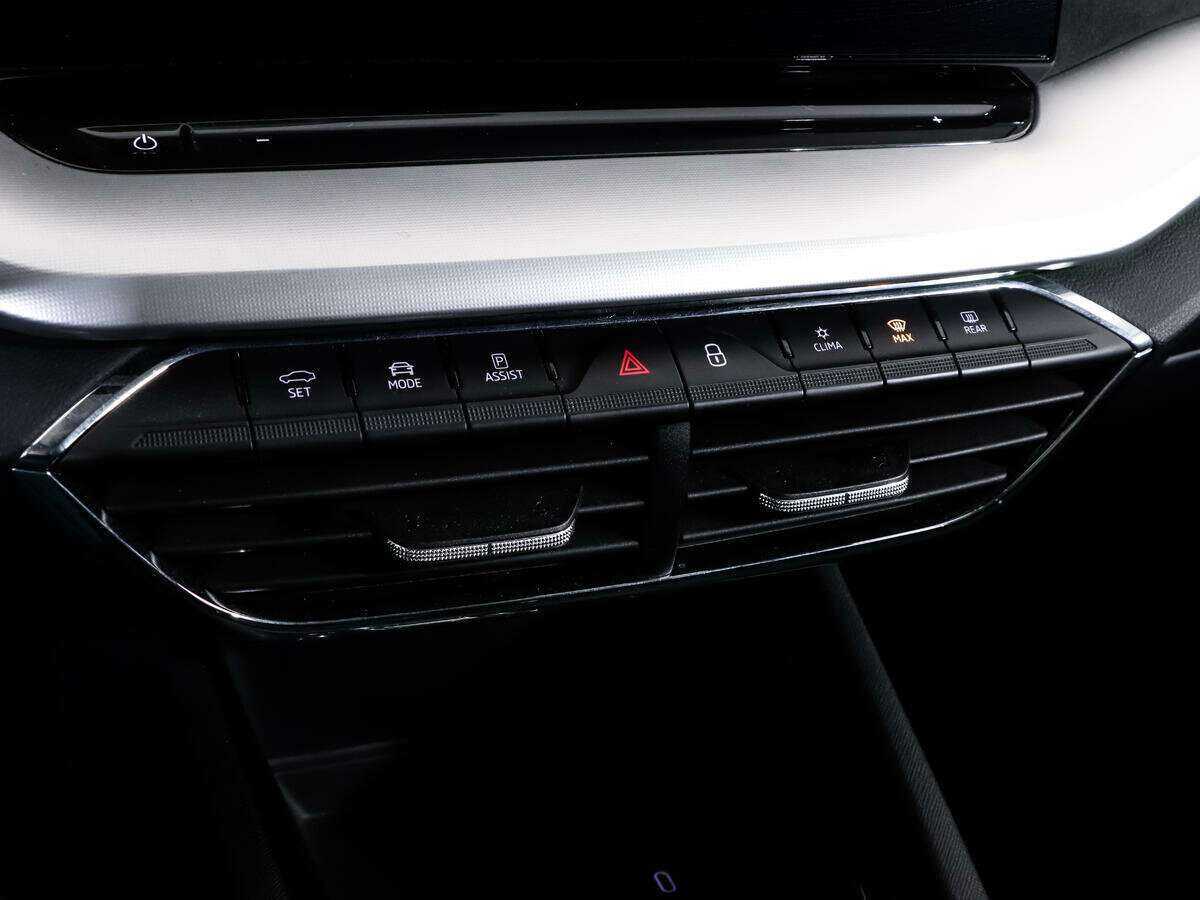 Б/У Шкода Октавия 2021 года. Фото: #17