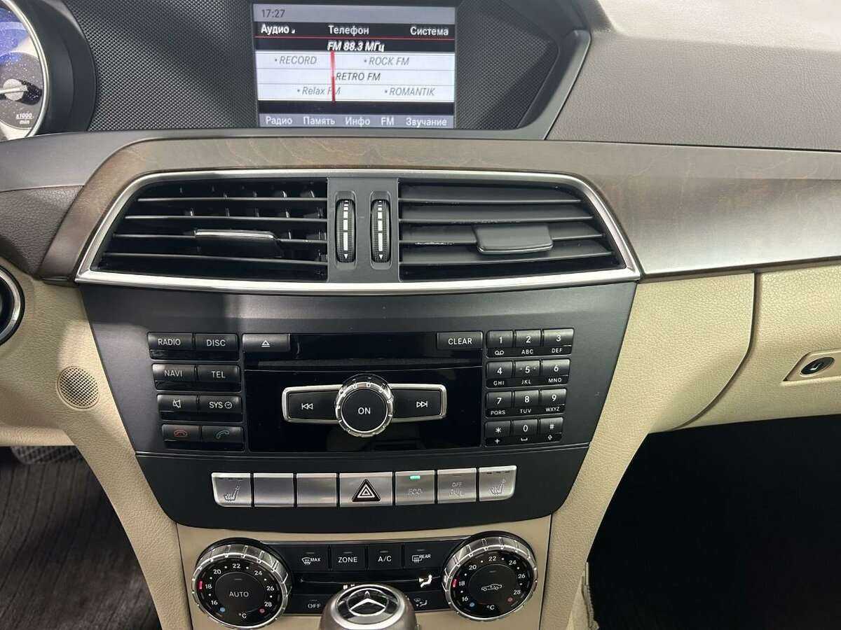 Б/У Мерседес-Бенц Ц-Класс 2013 года. Фото: #10