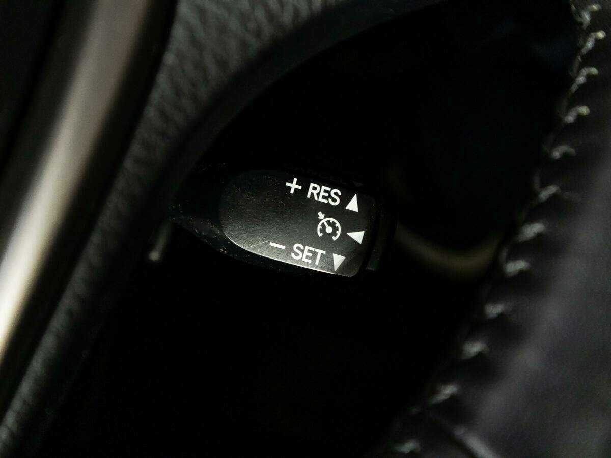 Б/У Тойота Рав4 2016 года. Фото: #19