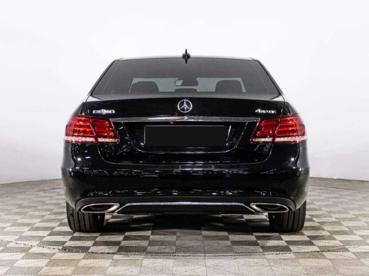 Б/У Мерседес-Бенц Е-Класс 2014 года. Фото: #5