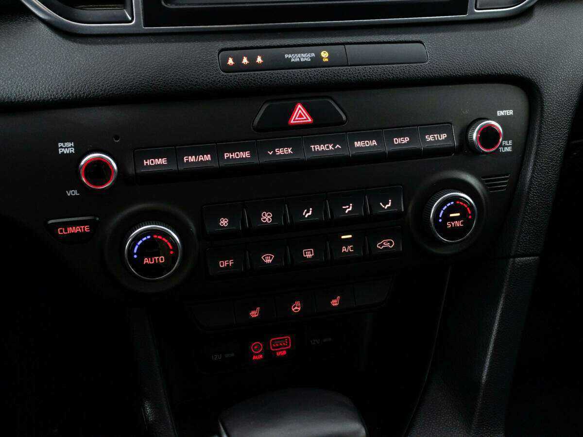 Б/У Киа Спортейдж 2018 года. Фото: #14