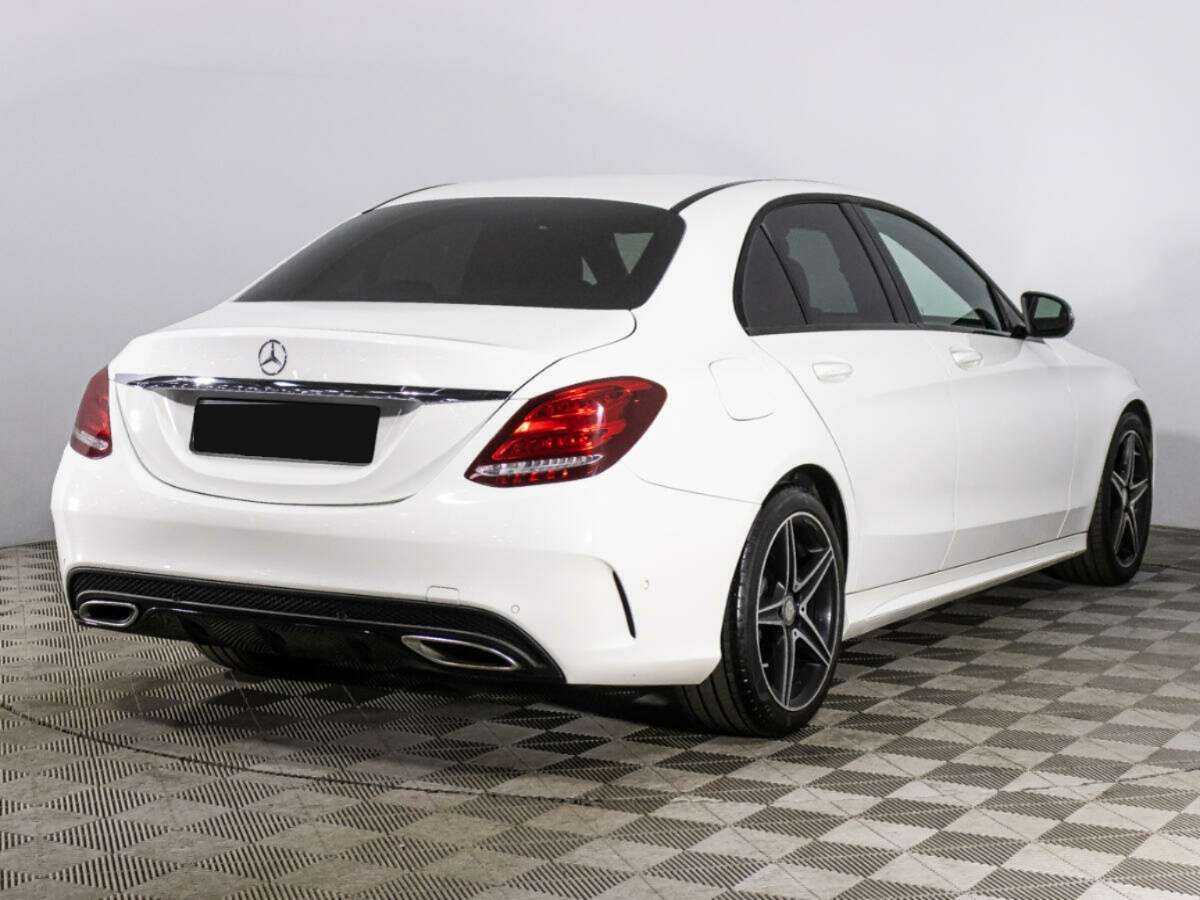 Б/У Мерседес-Бенц Ц-Класс 2017 года. Фото: #4