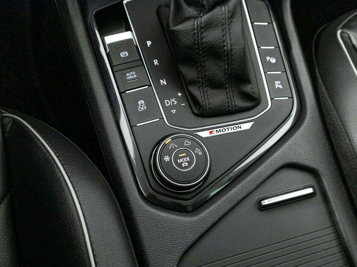 Б/У Фольксваген Тигуан 2017 года. Фото: #17