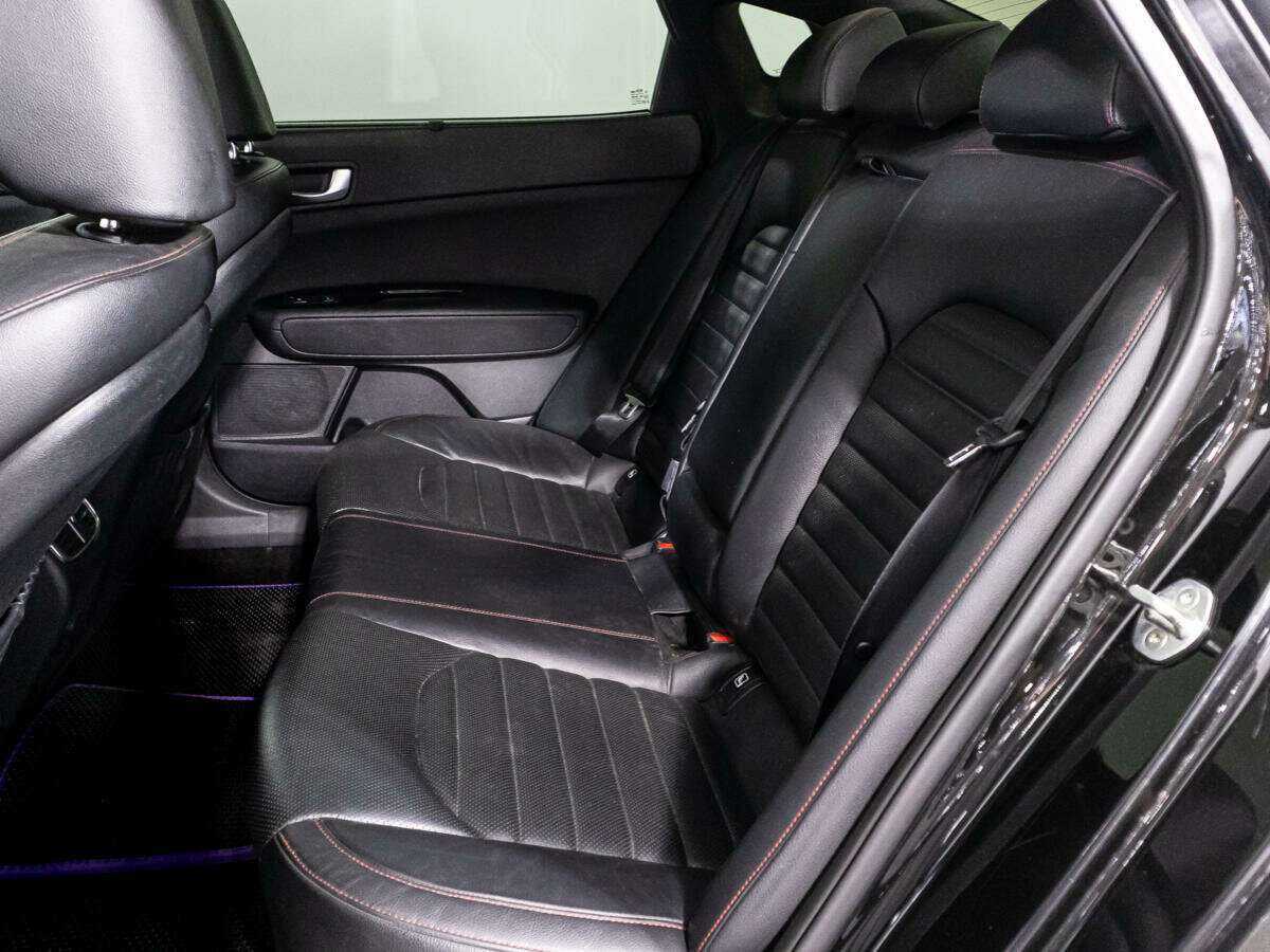 Б/У Киа Оптима 2017 года. Фото: #9