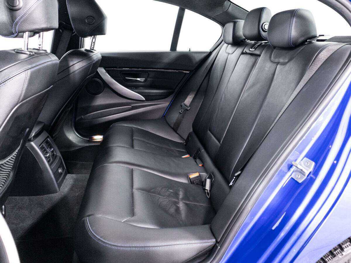 Б/У БМВ 3 серии 2018 года. Фото: #9