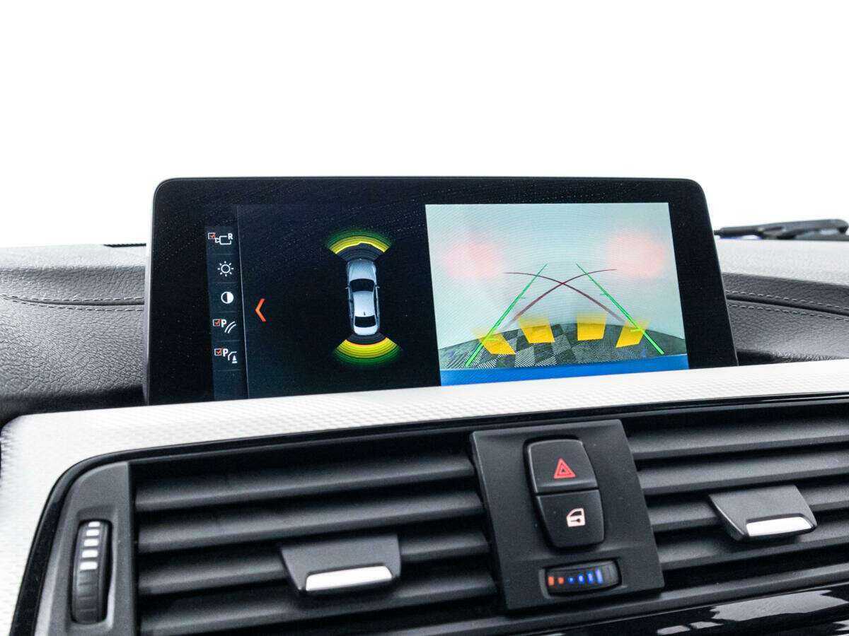 Б/У БМВ 3 серии 2018 года. Фото: #14