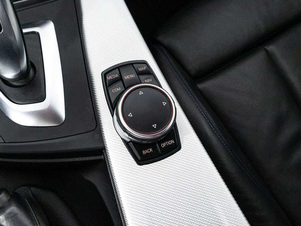 Б/У БМВ 3 серии 2018 года. Фото: #16