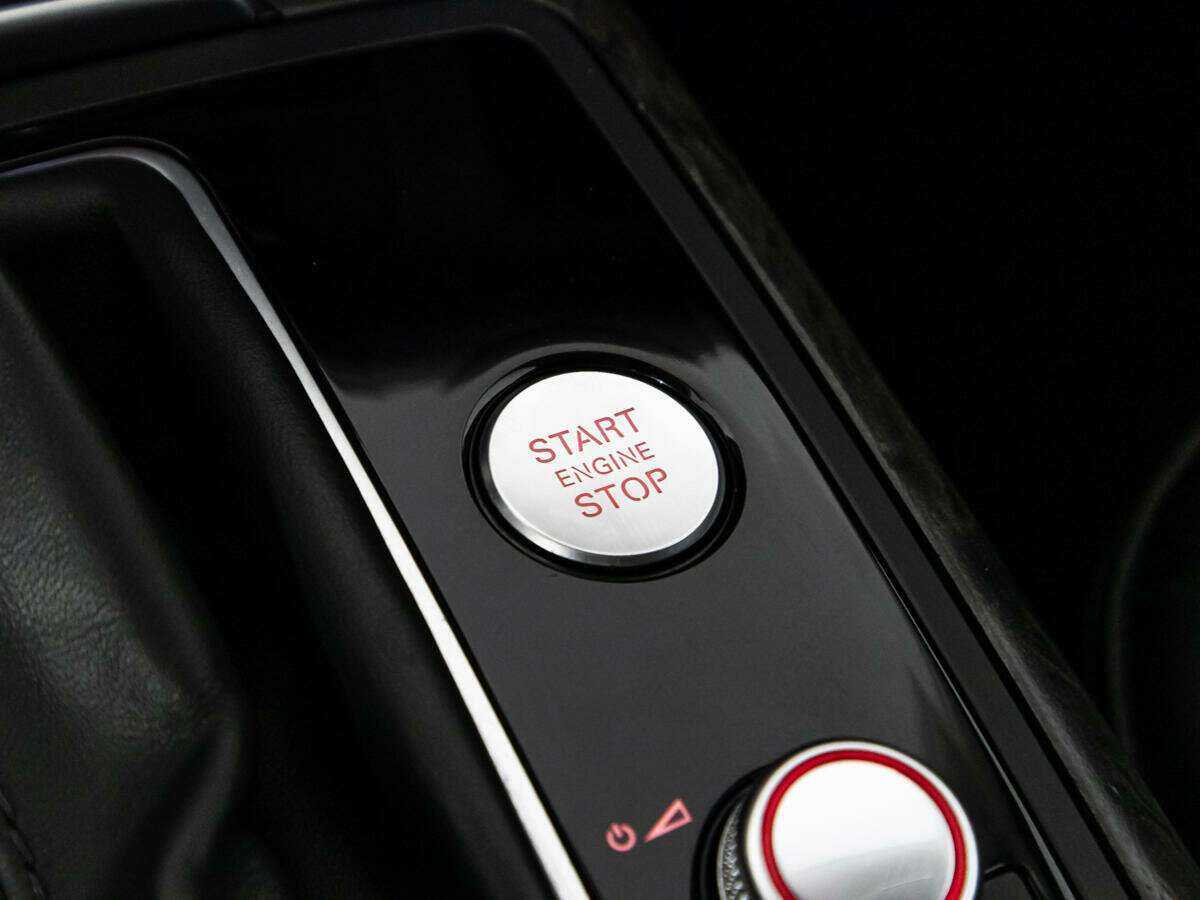 Б/У Ауди А6 2016 года. Фото: #19