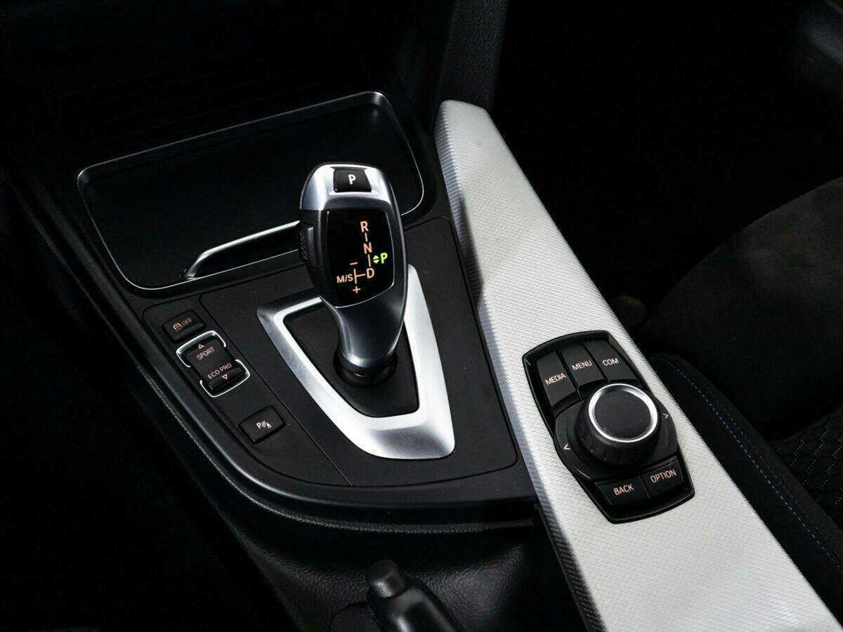 Б/У БМВ 3 серии 2017 года. Фото: #14