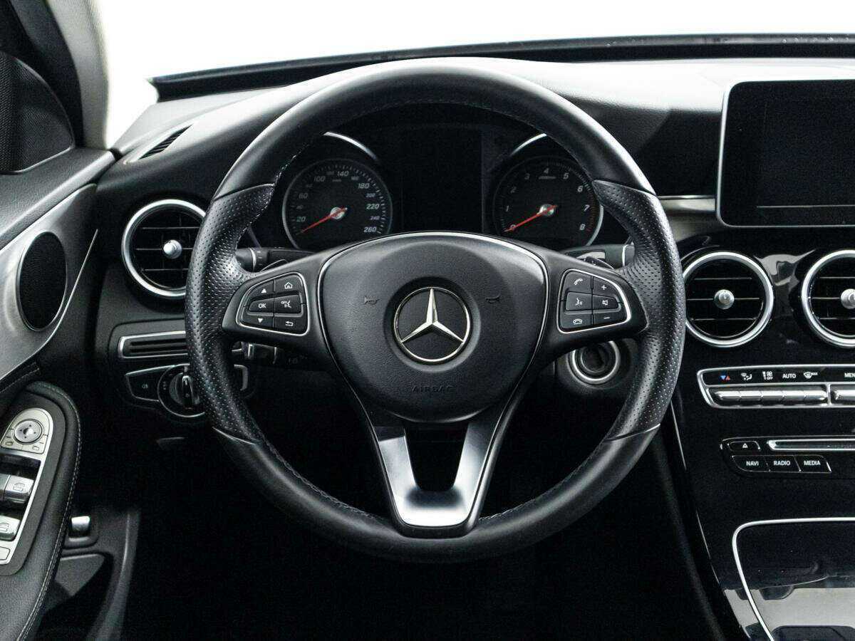 Б/У Мерседес-Бенц Ц-Класс 2015 года. Фото: #16